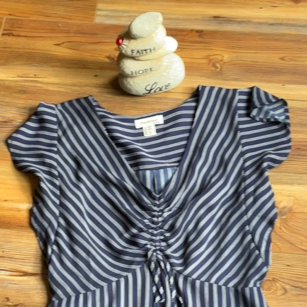 💖Monteau v neck navy blue pin stripe summer dress - Picture 3 of 4